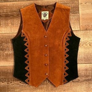 Grizzly Outfitters Leather Vest